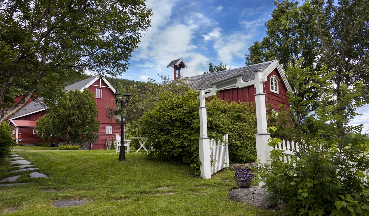 Røkenes Manor and Guesthouse