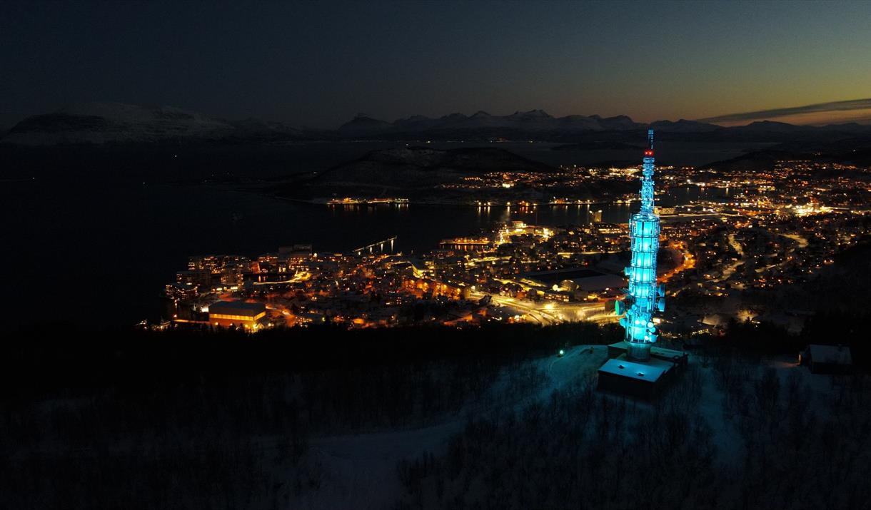 Lysvandring og tenning av lysene i TV-tårnet 2024