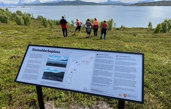 Fotefar mot nord: Bjarkøy