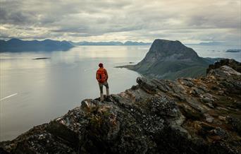 Hiking to Mount Keipen