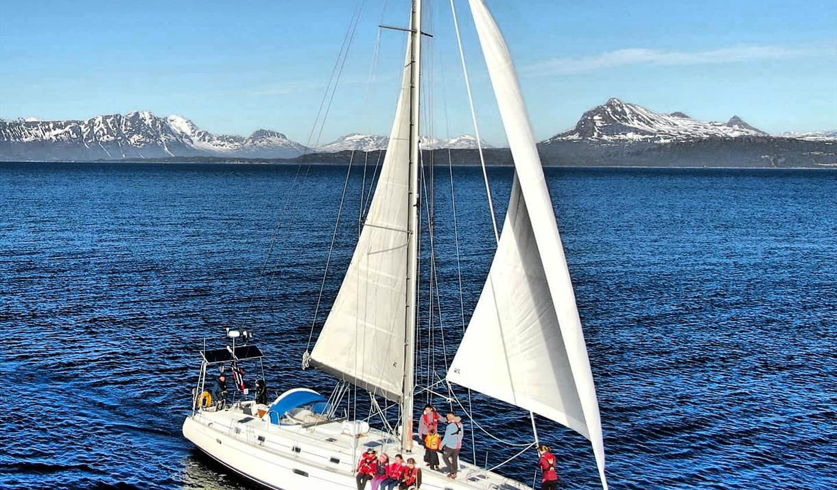 Sailing courses with Seil Bifrost